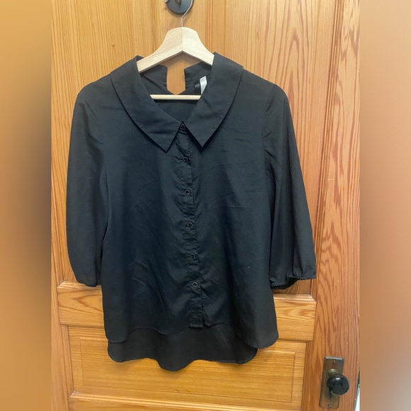 Kenzie Button Down Blouse with Peter Pan Collar - Picture 1 of 4